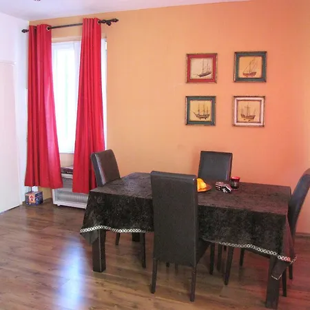 Poppy Apartamento *